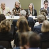 De gauche à droite: Alexandra Melchior, municipale veveysanne, Florian Rodari, président de la Fondation Planque, Mailis Favre, conservatrice de la Fondation, Nuria Gorrite, conseillère d'Etat vaudoise, Juri Steiner, directeur du MCBA et Nathalie Chaix, directrice du Musée Jenisch Vevey. Keystone/GABRIEL MONNET
